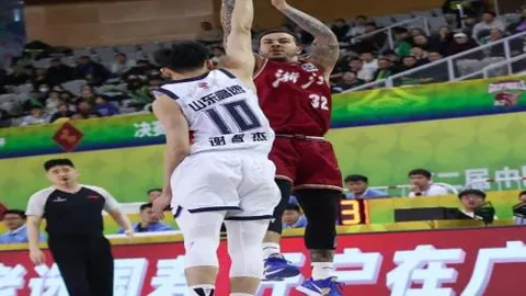 贝肯鲍尔杯经典较量：拜仁与皇马携手铸就荣耀巅峰